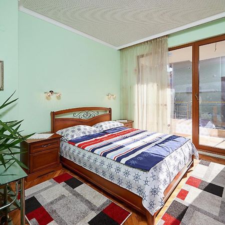 Apartment Dora Pomorie Esterno foto