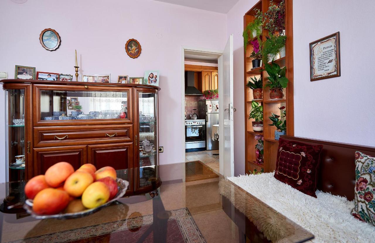 Apartment Dora Pomorie Esterno foto