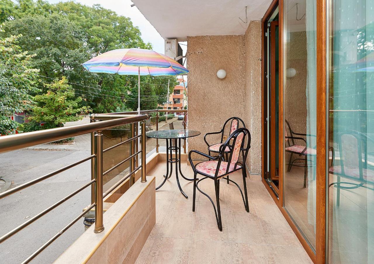 Apartment Dora Pomorie Esterno foto